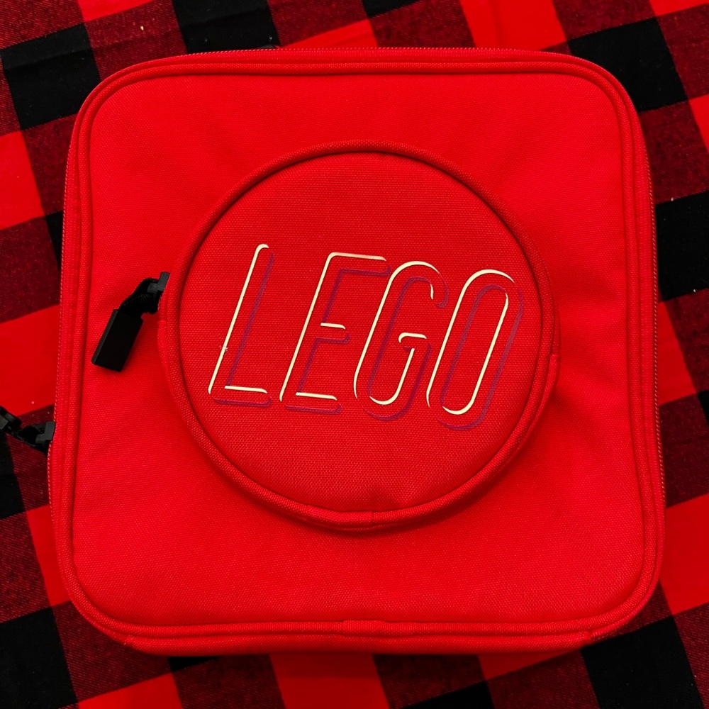 NWOT: NEVER USED - Red LEGO 1x1 Brick lunch-bag